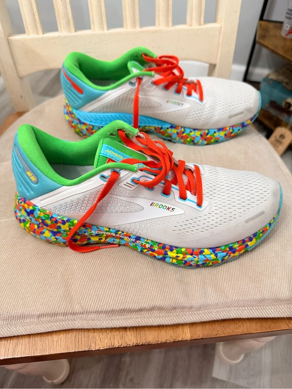 Brooks White Athletic Shoes with Red Laces and Green Lining - Picture 2 of 6